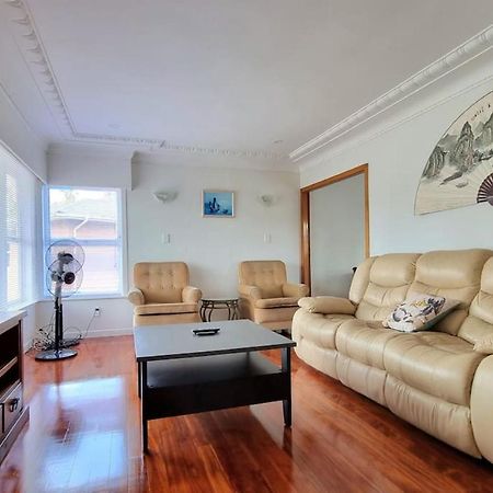 奥克兰Family Gem In Hillsborough With Free Parking公寓 外观 照片